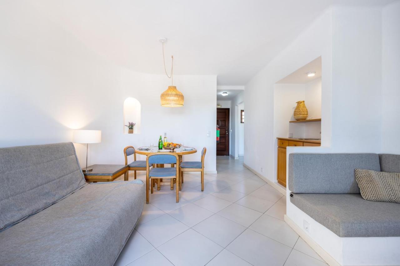Apartment Modha